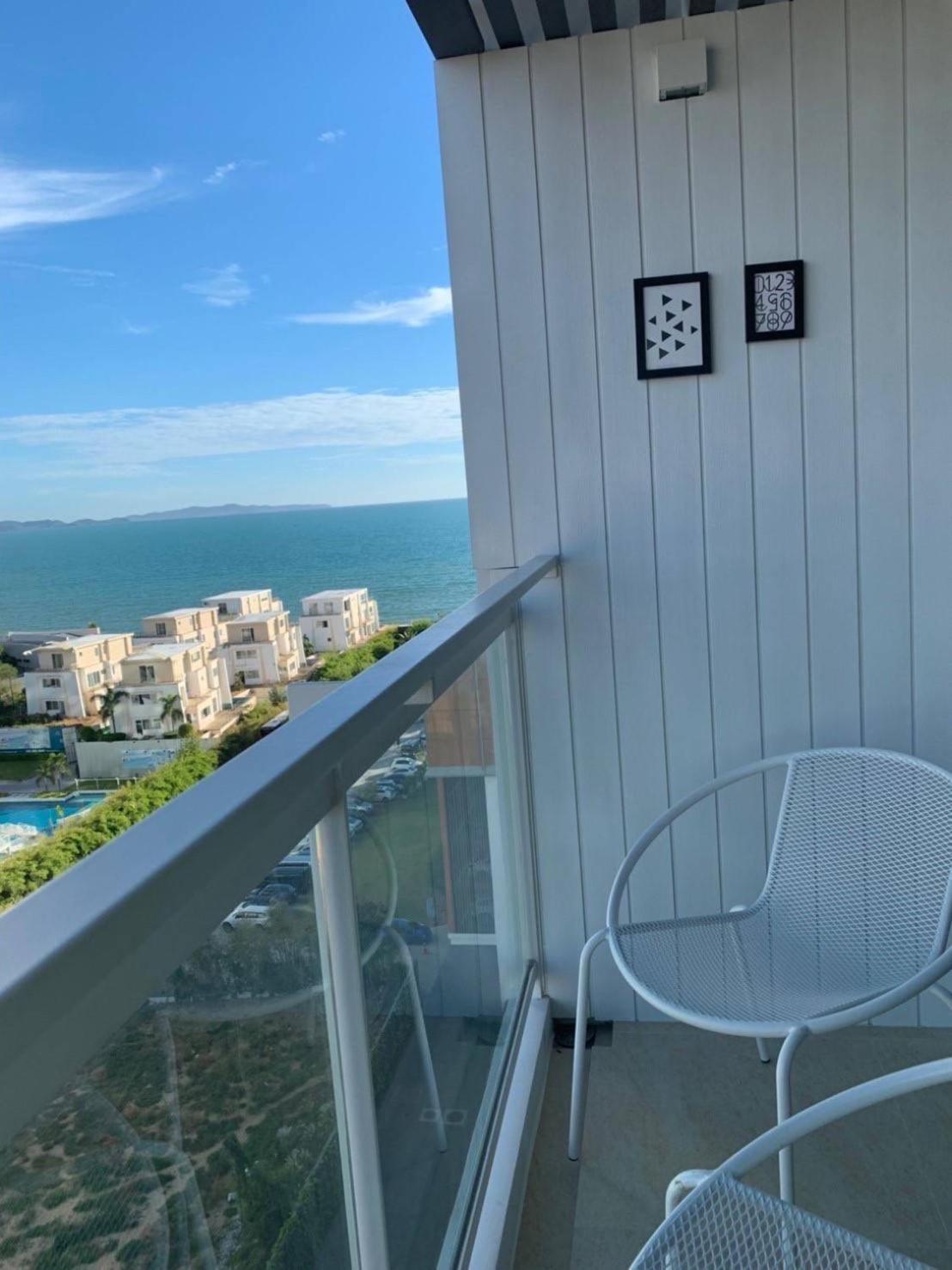 Veranda Residences Pattaya By Phung Bãi biển Jomtien Ngoại thất bức ảnh