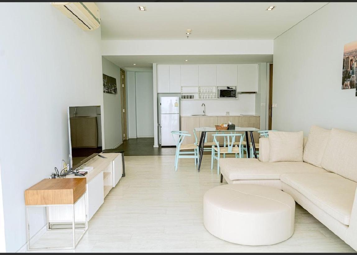 Veranda Residences Pattaya By Phung Bãi biển Jomtien Ngoại thất bức ảnh