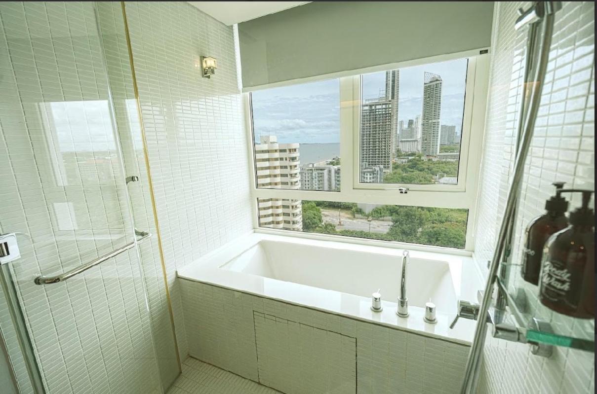 Veranda Residences Pattaya By Phung Bãi biển Jomtien Ngoại thất bức ảnh